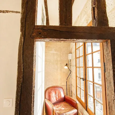 Appartement T3 Rénové Avec Charme, 2 Cœur *
